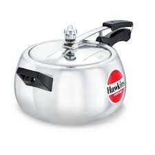 HAWKINS CONTURA PRESSURE COOKER 5LTR