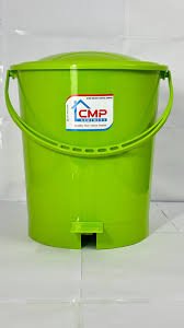 CMP PLASTIC DUSTBIN